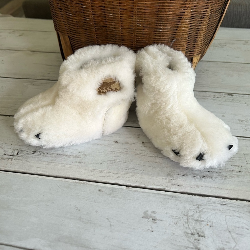 Sorel Infant Bear Paw Slippers White Size 3 (6-12 Months)